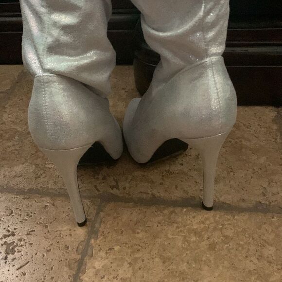 Silver Stiletto boots - Picture 6 of 8